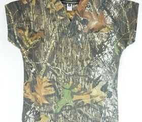 The Formal Sportsman Mossy Oak Break-Up ®  Scrub Top Medical -Unisex