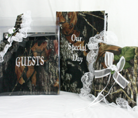 New Mossy Oak Break Up Wedding Set