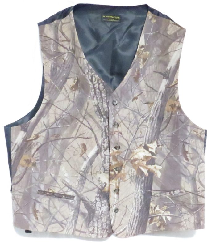 The Formal Sportsman Realtree Hardwood ® Full Back Camo Vest Wedding and Formal